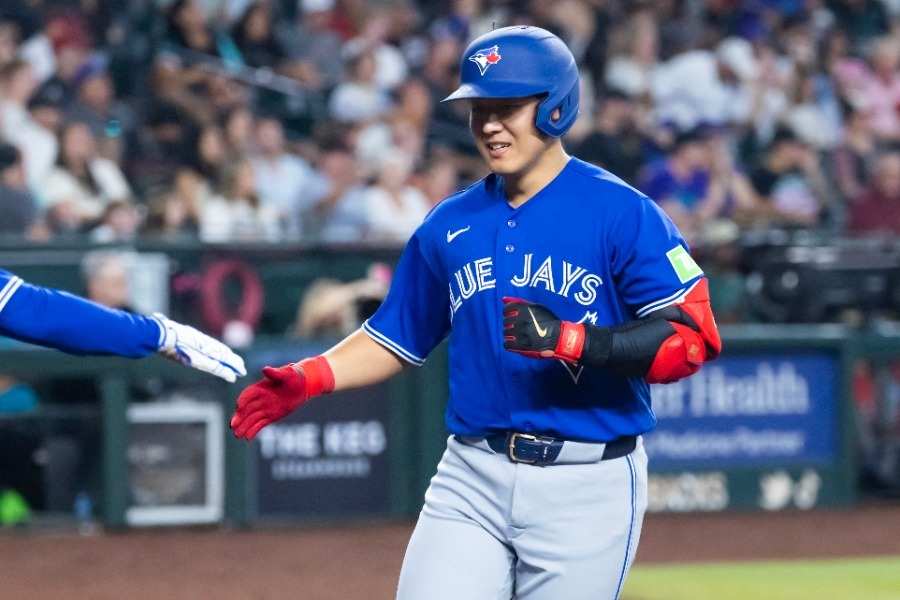 岡本和真、16試合ぶりの3号ソロ 待望の4月初アーチで復調の兆し…第1打席では適時二塁打(Full-Count)